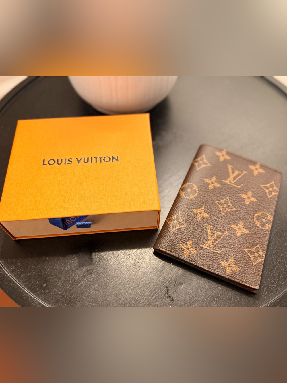 Louis Vuitton Monogram Passport Cover Holder used twice!